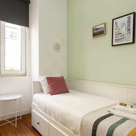 Pombalino Design Em Baixachiado Apartment Lisbon