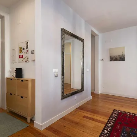 Appartamento Pombalino Design Em Baixachiado *