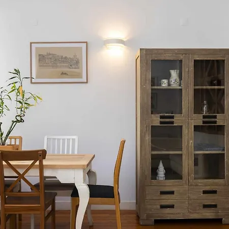 Pombalino Design Em Baixachiado