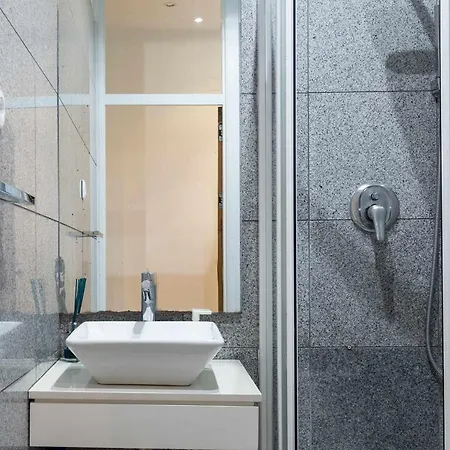 Pombalino Design Em Baixachiado דירה *