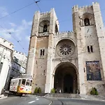 Pombalino Design Em Baixachiado דירה ליסבון
