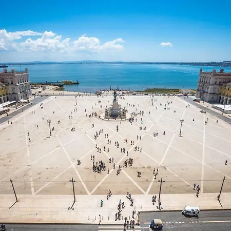 Pombalino Design Em Baixachiado شقة